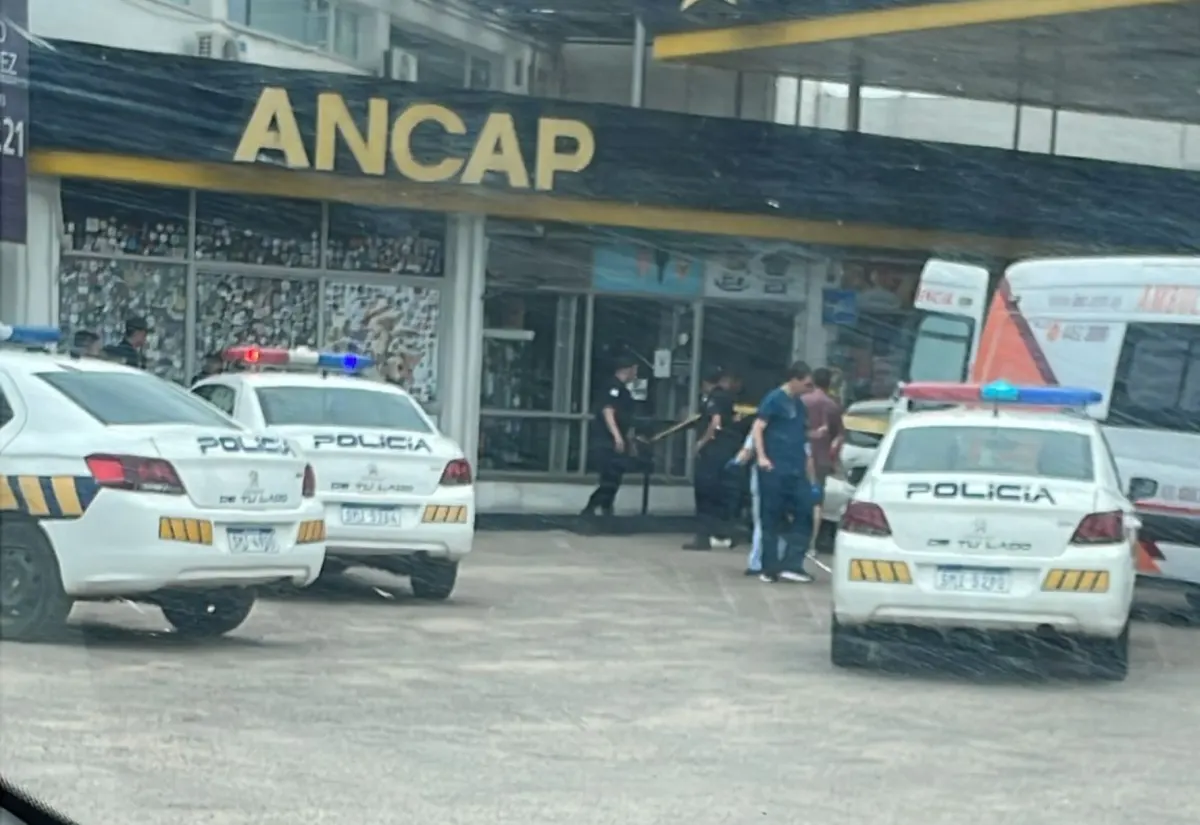 Trágico final de femicidio en estación de servicio en Treinta y Tres en un baño de Ancap