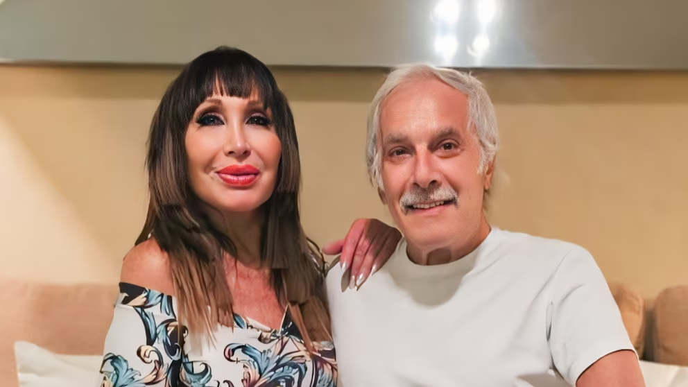 Brindis familiar de Moria Casán y Pato Galmarini Brindis familiar de Moria Casán y Pato Galmarini