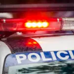 Efectivos policiales realizando un operativo antidrogas en la ciudad de Artigas