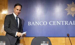 Guillermo Tolosa advierte riesgos por sobrecumplir la meta de inflación en Uruguay