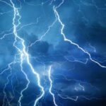 Tormentas puntuales y lluvias intensas avanzan con el ingreso del frente frío