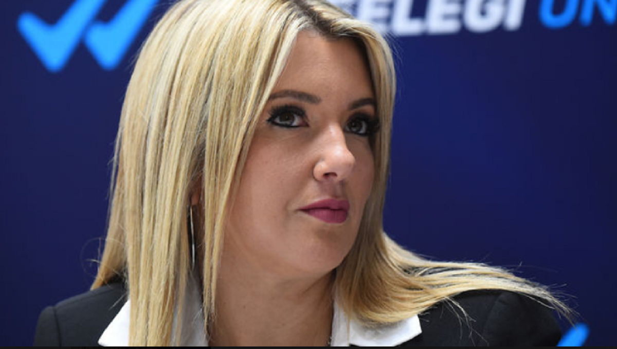 Valeria Ripoll contra Blanca Rodríguez en Canal 10