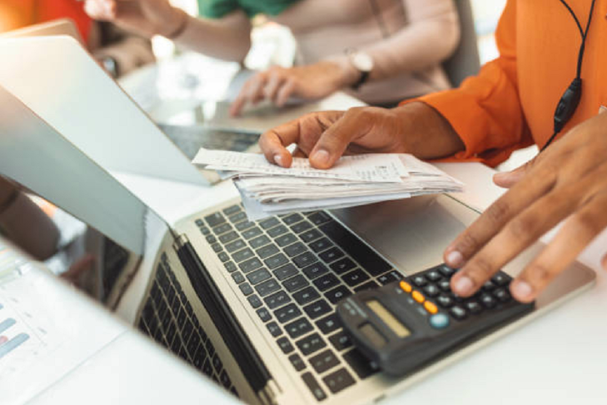 Gasto público en Uruguay recaudación fiscal