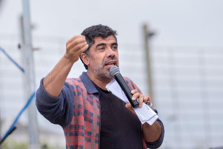 Óscar Andrade contra la intervención militar norteamericana