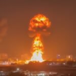 Columnas de humo visibles en zonas estratégicas de Caracas tras las explosiones registradas durante la madrugada.