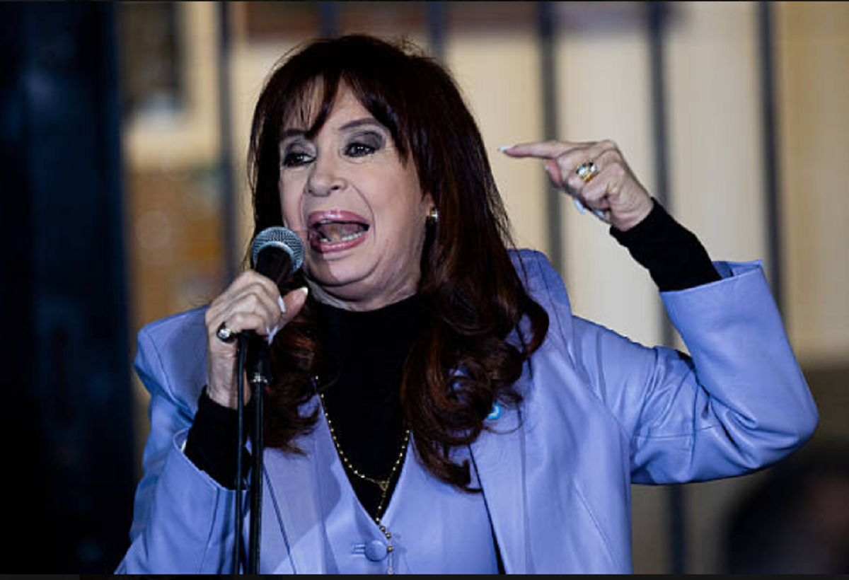 La exmandataria Cristina Fernández de Kirchner cuestionó hoy la intervención militar en Venezuela 1 Declaraciones de Cristina Fernández de Kirchner en redes
