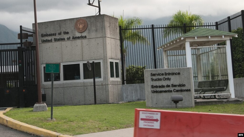 Fachada de la Embajada de Estados Unidos en Venezuela