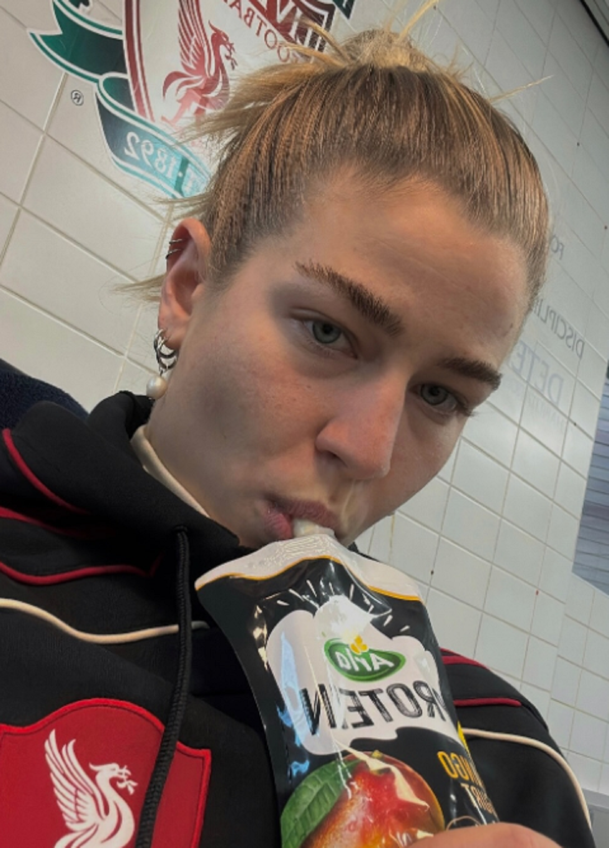 Condenaron al empresario que ejercía acoso en el fútbol femenino contra Marie Höbinger 5 El calvario de Höbinger y el acoso en el fútbol femenino