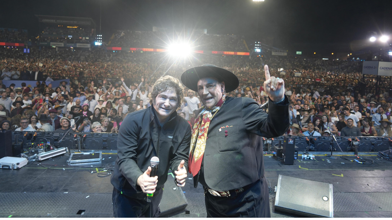 Visita de Milei en Jesús María al festival