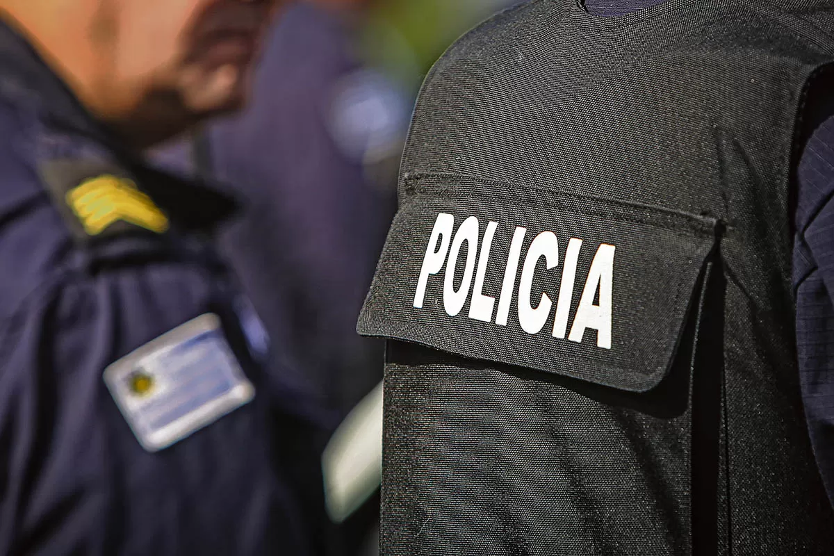 Interrogatorio policial a periodistas sin ley