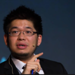 Steve Chen advierte sobre videos cortos en niños