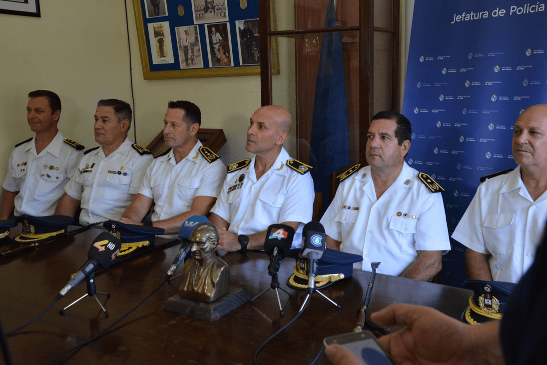 Según fuentes policiales consultadas por Uruguay al día, el traslado de jerarcas a Rivera es una maniobra para silenciar las denuncias por acoso laboral que hoy sacuden a Salto