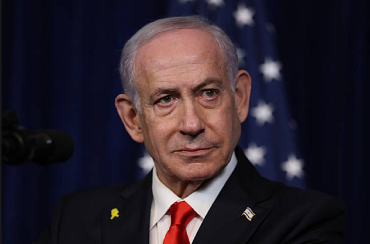 Ataques en Irán: Netanyahu sugiere que Ali Khamenei fue eliminado 15 magen de noticia de Uruguay al Día sobre los recientes ataques en Irán con el rostro del ayatolá Ali Khamenei y el titular de tensión en el liderazgo.