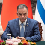 Poco interés por la política en Uruguay encuesta