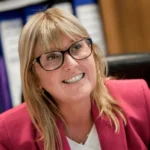 Gráfico de niveles de trihalometanos en el agua de OSE por encima del límite de 1.0.