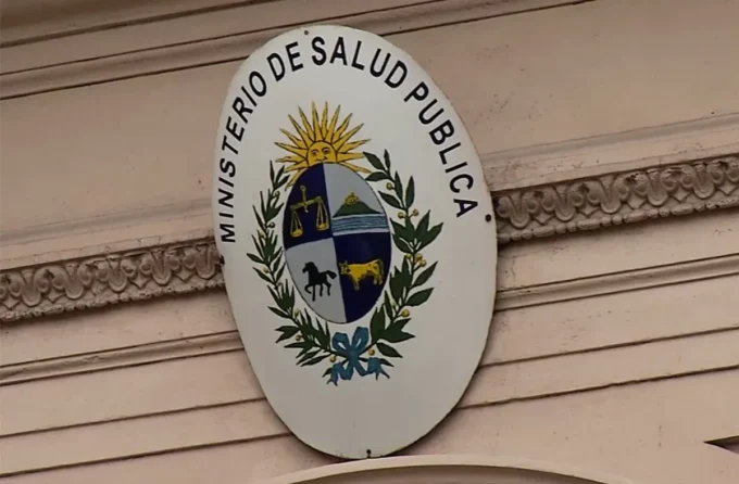 Fachada precaria del residencial intervenido en Colonia, reflejo del Horror en residencial de Colonia.