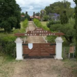 Entre promesas y malezas: la triste realidad de la Estancia María Dolores
