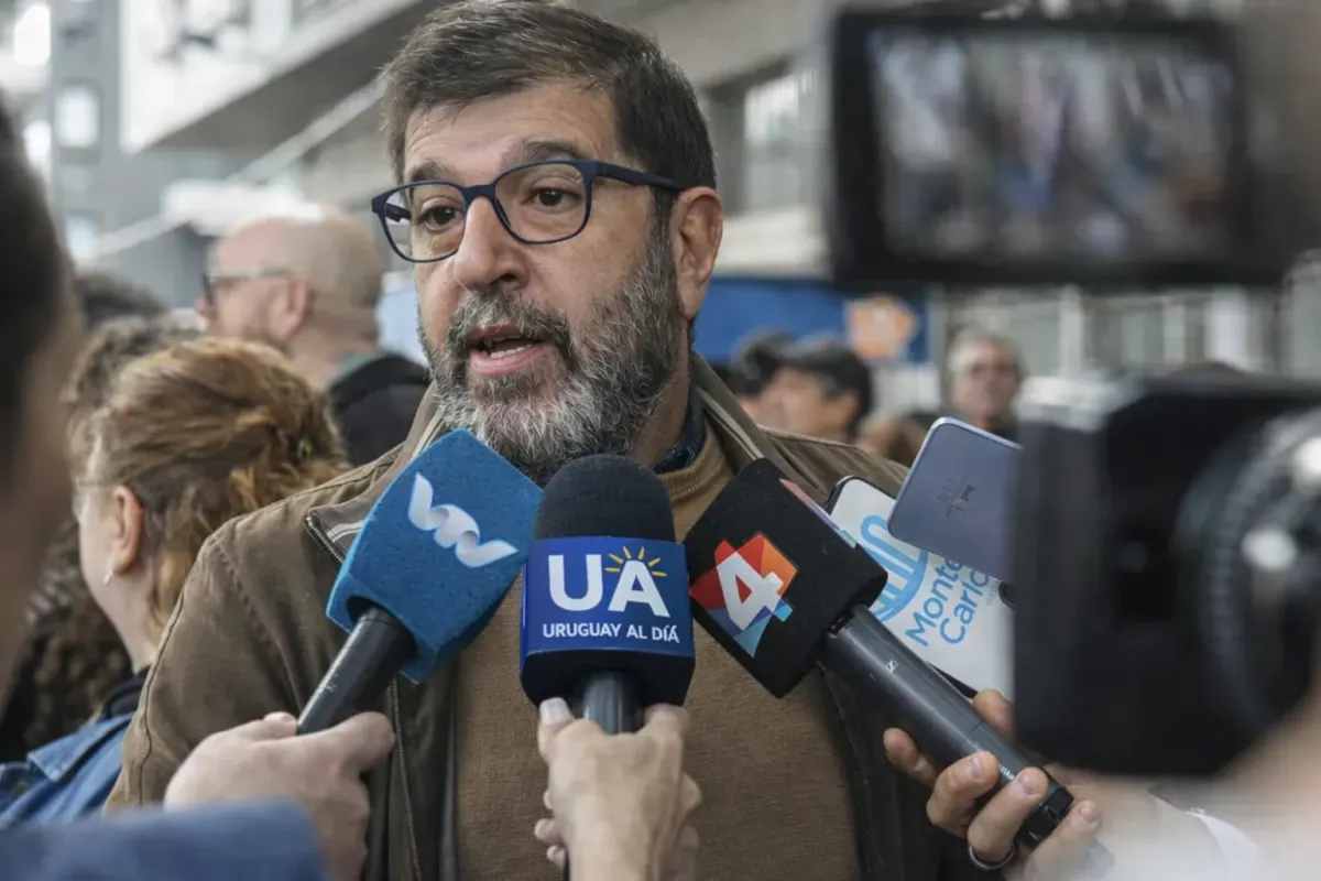 Impuestos y salarios marcaron el discurso por los 55 años del Frente Amplio