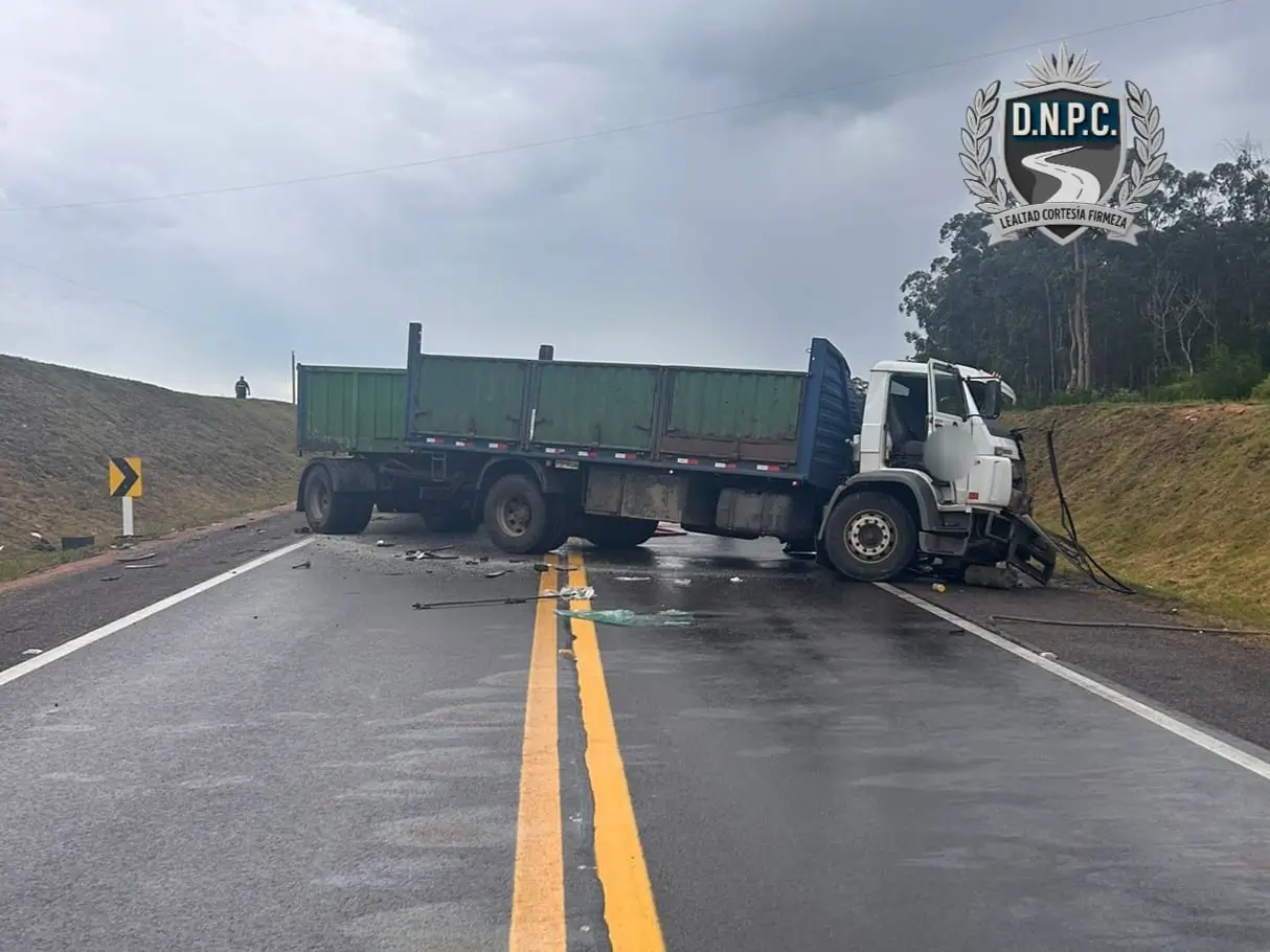Escena de la tragedia en Lavalleja en Ruta 14