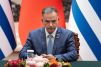 Club de amigos: el costo diplomático de preferir a China sobre EE. UU.