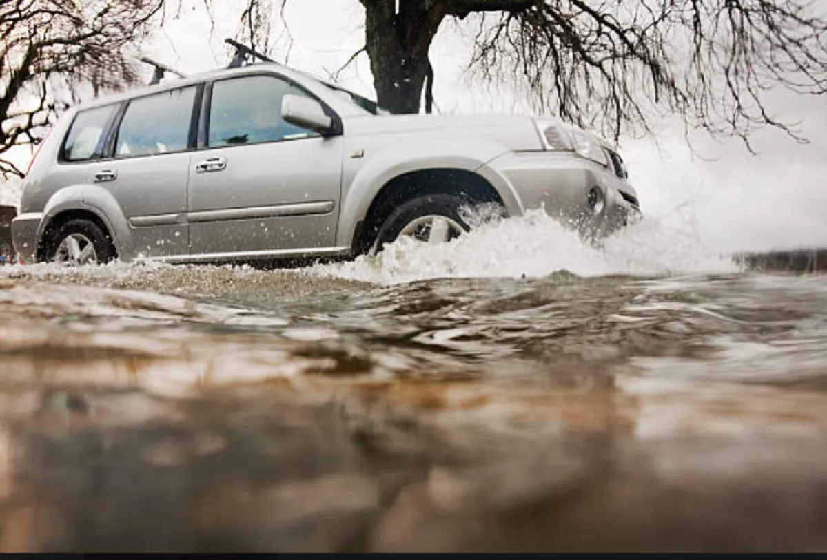 Diluvio en Montevideo: El Cerro registró más de 120 mm de lluvia y hay barrios con calles anegadas
