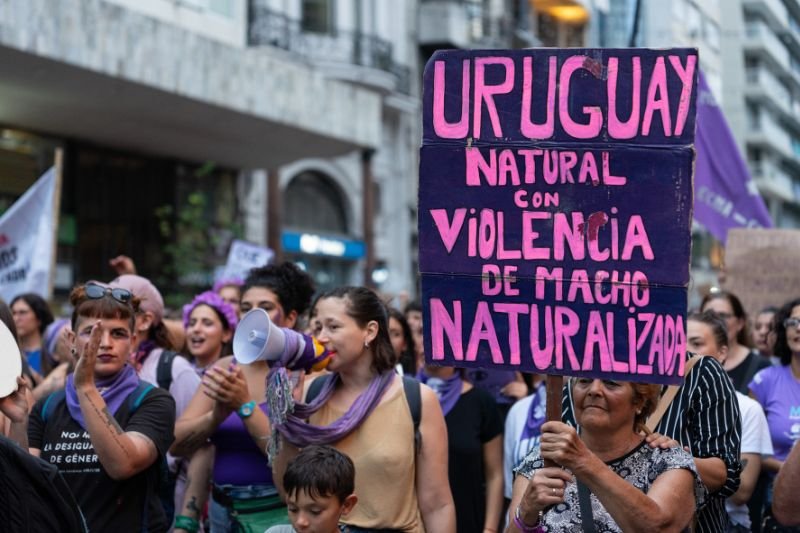Feminismo uruguayo: El ataque sistemático a la masculinidad