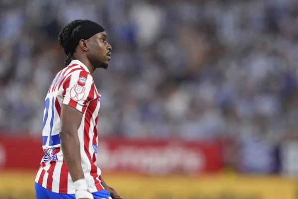 Ademola Lookman asegura que bajo la direccion de Simeone ha.jpg