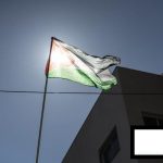 Dos palestinos son asesinados a balazos dentro de un coche pj