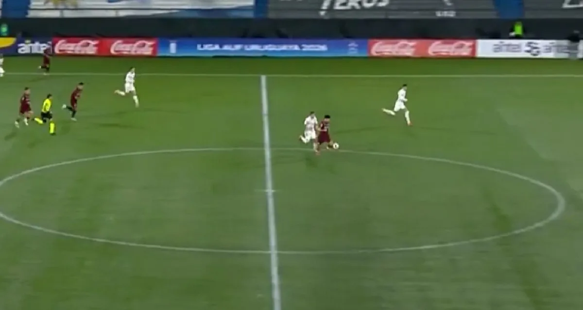 GOL URUGUAYO