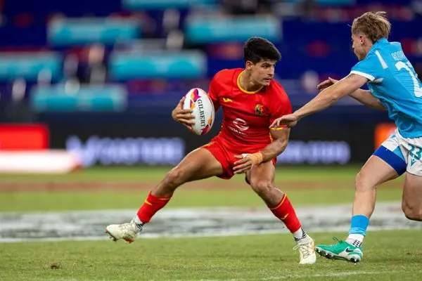 La selección española masculina de rugby seven logra un destacado tercer puesto en las Series Mundiales de Hong Kong