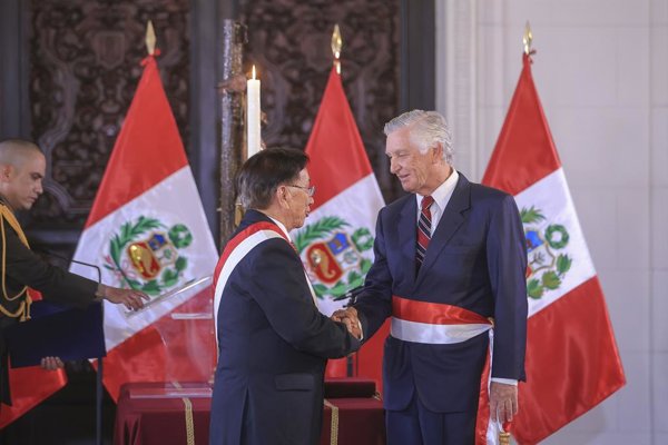 Peru appoints Carlos Pareja as new Foreign Minister amid controversy over the purchase of F16 fighters