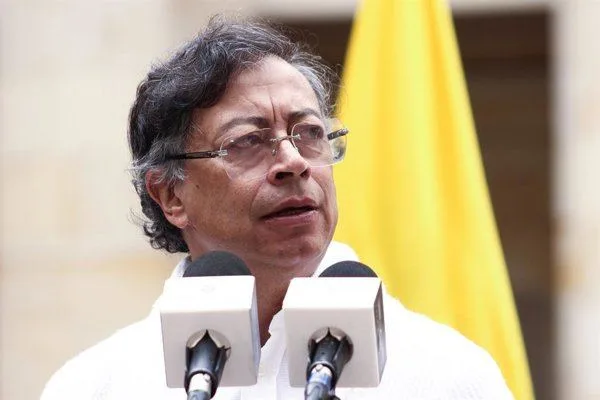Petro corta dialogos con disidencias de Calarca ante la falta pj