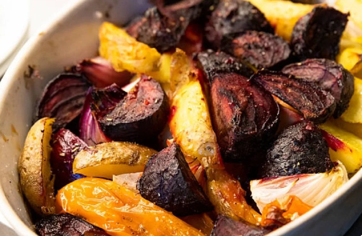 La receta que convierte remolachas comunes en un plato gourmet
