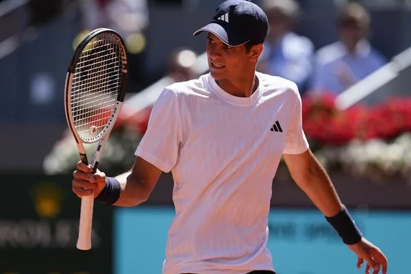 Rafa Jodar avanza a cuartos de final en Madrid tras.jpg