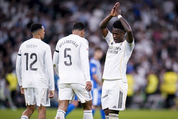 Real Madrid se impone al Alaves en un partido que pj