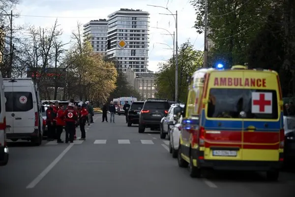 Renuncia un jefe policial en Ucrania tras la polémica fuga de dos agentes durante un tiroteo en Kiev
