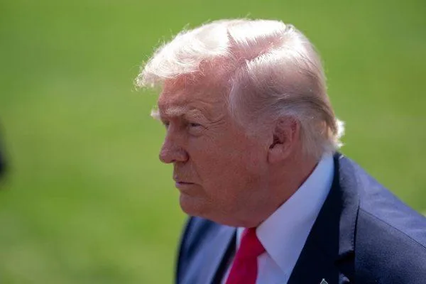 Trump sostiene que Iran no busca cerrar Ormuz y que pj