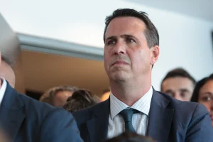 Tensión diplomática: Diego Cánepa justifica escalas de aviones británicos en Montevideo