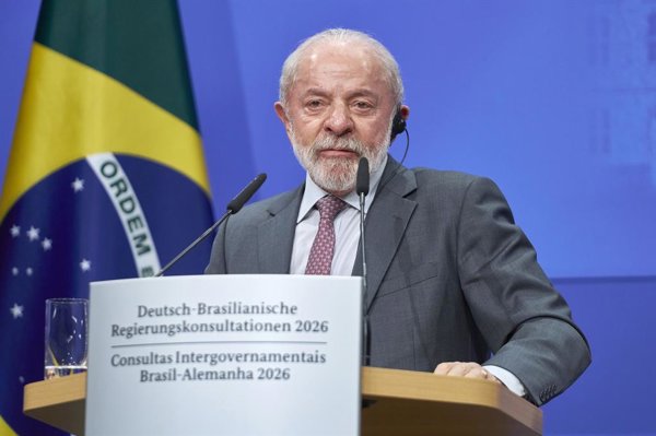 Lula da Silva se somete a cirugía para extirpar un carcinoma