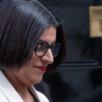 Reino Unido evalúa establecer contacto con el talibán para repatriar solicitantes de asilo afganos