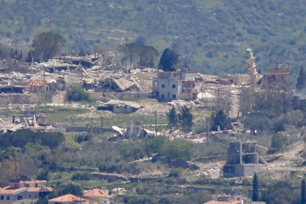 Israel intensifica ataques en el sur de Líbano a pesar de la tregua