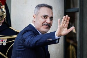 Turquía ofrece su apoyo en el desminado del Estrecho de Ormuz tras el conflicto