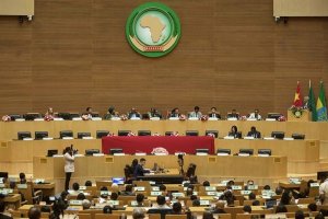 La Unión Africana condena la ofensiva combinada de tuaregs y yihadistas en Malí