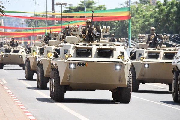 Yihadistas y tuaregs intensifican la crisis de seguridad en Malí