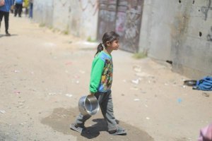 Ataque aéreo israelí deja tres muertos, incluidos un niño, en Gaza