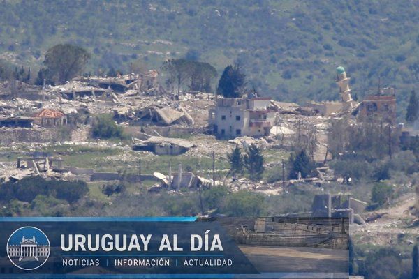 Hezbollah assumes responsibility for attack on an Israeli town on the border and Israel confirms its response