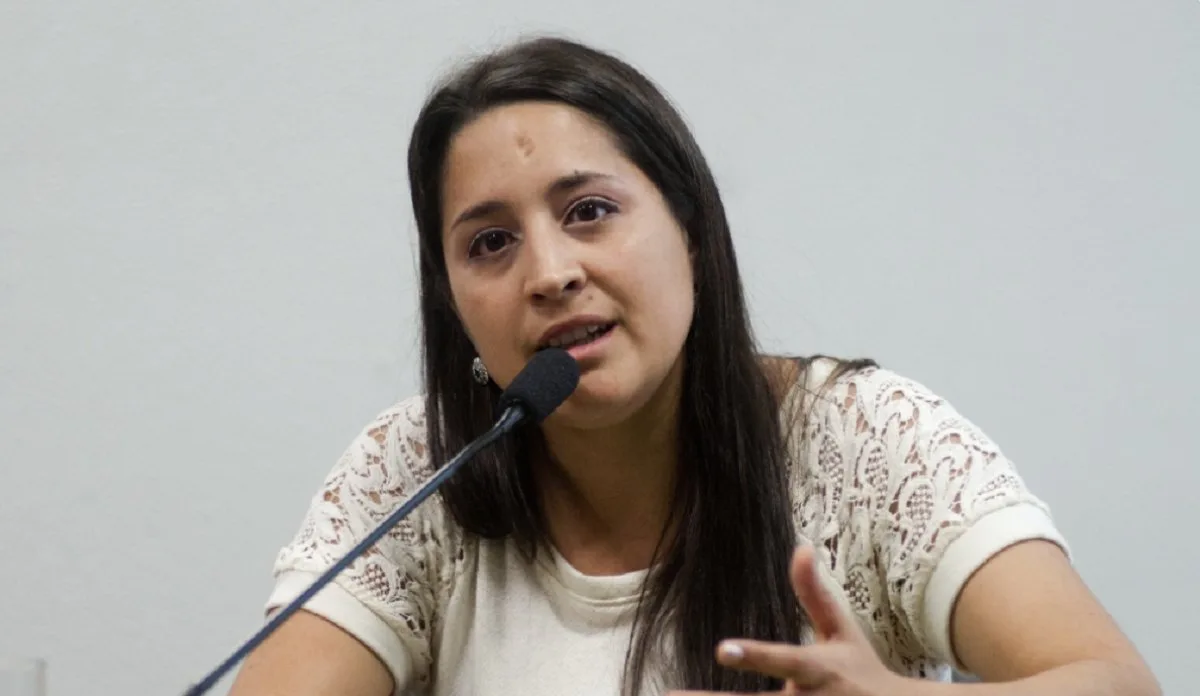 Manuela Mutti denunciando una campaña contra la Gestión del Hospital de Salto