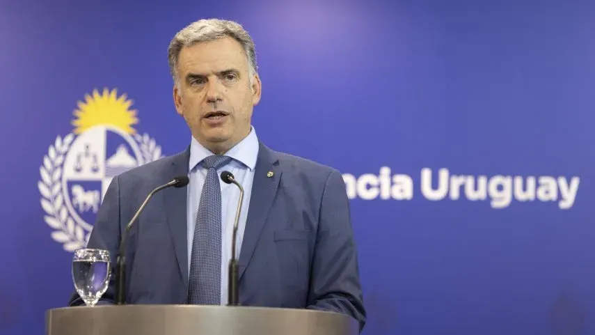 El presidente Yamandú Orsi reafirmará la libertad de prensa en Uruguay ante la SIP