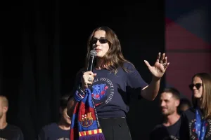Alexia Putellas enfrenta la decisión más dura de su carrera en el fútbol