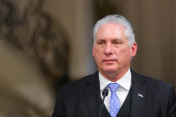 Cuba reafirma su derecho a la legítima defensa ante agresiones externas, según el presidente de la isla
